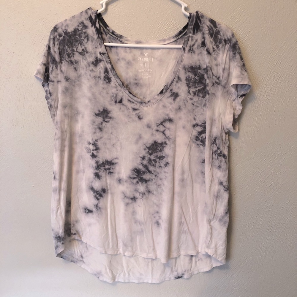 American Eagle Favorite Tee